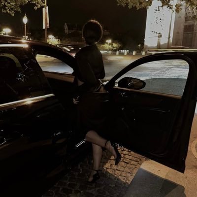 mounaeseer's profile picture. Curious mind | Coffee lover | Words are my thing                                                                            Just a quiet girl with loud dreams🌸