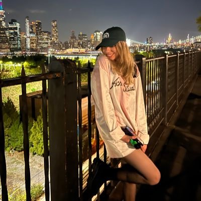 I started mixing vintage pieces with high street fashion and the world was mine