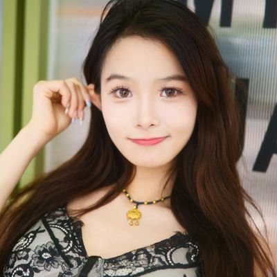 AMPLE93582363's profile picture. 