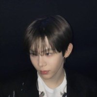잉잉 (@kfb00) 's Twitter Profile