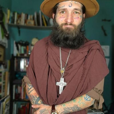 Neo-Monastic enthusiast.
trying to be gentle and compassionate.
principled in love. apokatastasis enjoyer.