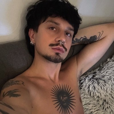 heyy! this acc is my sfw one 💗 main: @kingdavidhex check out my OF 😽https://t.co/3OV2e5H5hq