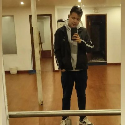 alej47180's profile picture. 