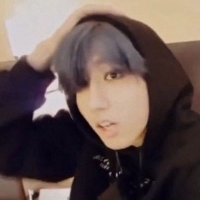 skzzzrrrrt's profile picture. 