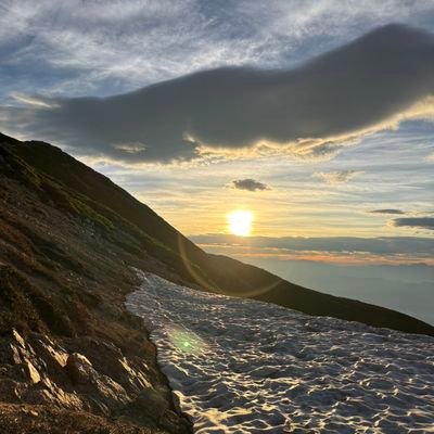 アウトドア好き!
#登山 毎年富士登山
#サーフィン 夏季限定
#ロードバイク 春秋
#スキースノボ 二刀流
そろそろキャンプを始めたい 道具から準備中
気になる SUP バンジー