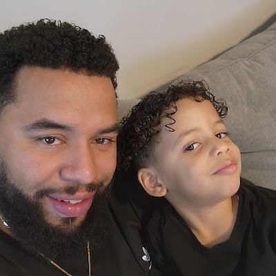RonThrilla21's profile picture. 