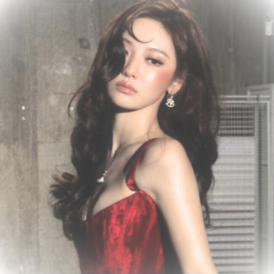 #宁艺卓, 2002th. ⟅𓉯ྀ ͚ Once upon a time, there was a lovely lass, delicate in stature, enchanting mellifluous voice like a celestial nymphets, Ningning.