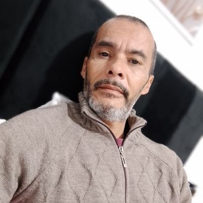🇧🇷🇧🇷🇧🇷 Deus acima de tudo, Brasil acima de todos. Orgulho de ser brasileiro. Por um Brasil mais justo e com educação de verdade.
Mestrando em Finanças.