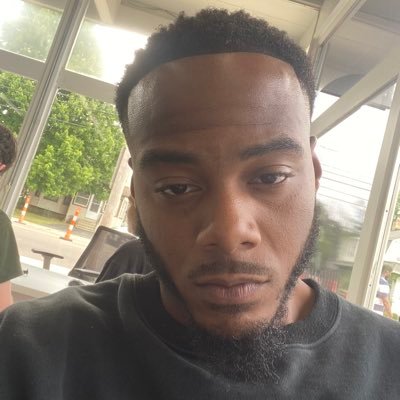 shs🎓🎓lets go#lakeshow!cleveland against the 🌎🏀is life #LLM #LLJ🙏🏼💵💰💸📕📗 LeBron =🐐 👑 7/9♋️