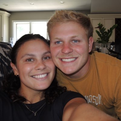 chloe.merced Profile