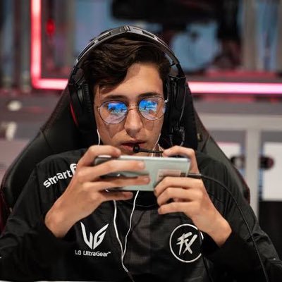 fabin10ffx's profile picture. @fluxogg💜