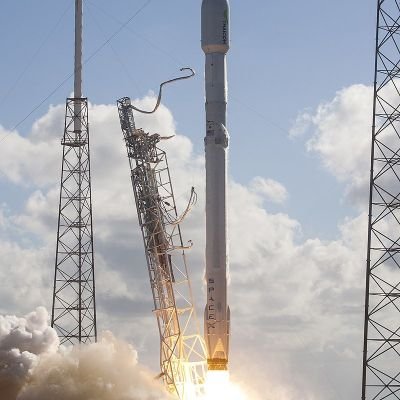 Entrepreneur. SpaceX, Tesla, Neuralink, X. Building the future.
Lifestyle 🫰✨🚀
love and peace 🕊️✌️