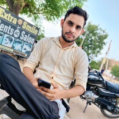 Lalajakhar07's profile picture. Lala jakhar (R.L.P. team member)
Add.J.N.V. colony Bkn
Black colour lovers 
#ALWAYS_WITH_BOSS