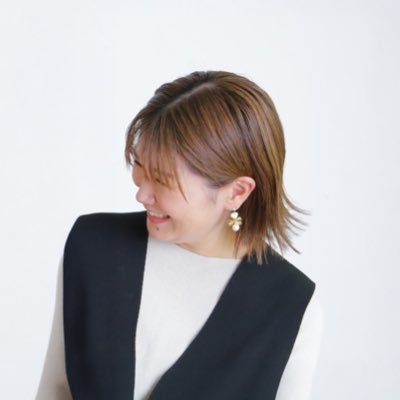 美容系・女性集客が得意🫧|👩💻業務委託1社|🏆 CWバナーコンペ100名から採用実績あり|#みいコミュ コンペで特別賞🎊|📌バナー / SNS画像|LPデザイン|ゴルフ指導も⛳️300名以上指導実績あり|👧👶 2児の母|🗣️成功する為のマインドを発信中|お問い合わせはDMにて|9月ご依頼⭕️