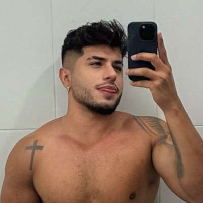 RAFAEL WALAX l 20K Profile