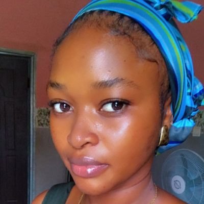 LaituNanret's profile picture. Product Manager + Creative Generalist. I collect interesting people & ideas 🧩 Two names, endless curiosity DMs open for creative collaboration ⚡