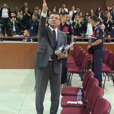 Yeryüzü Aşkın Yüzü Oluncaya Dek ! Çok Acil Doktor.. #Galatasaray 🌟🌟🌟🌟🌟