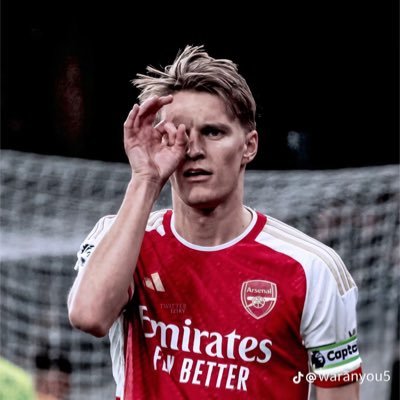 royizzy10's profile picture. 