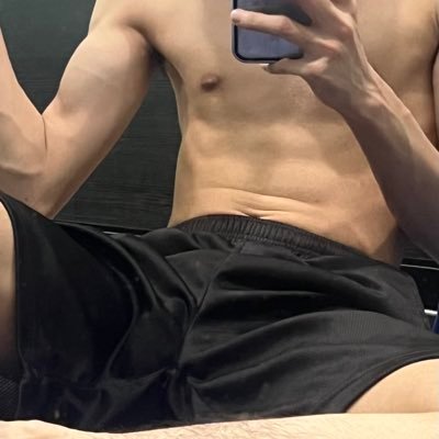 zero000xn's profile picture. 