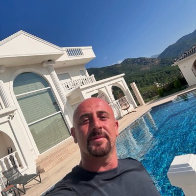Real Estate I Holiday Lettings I Finance🎖️