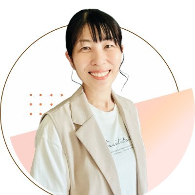 暮らしや想いに寄り添う、あたたかなデザインを🕊️
Webデザイナー歴1年|介護福祉士|DIY築古物件大家| 2児ママ&猫2匹と暮らす|デイトラ|キャンペーン中 LP 8万 / WebサイトTOP 4万〜下層2万〜|現在初稿無料
ご相談ご依頼はDMからお気軽に📩