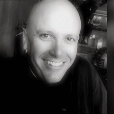 Gabriedelatorre's profile picture. abogado