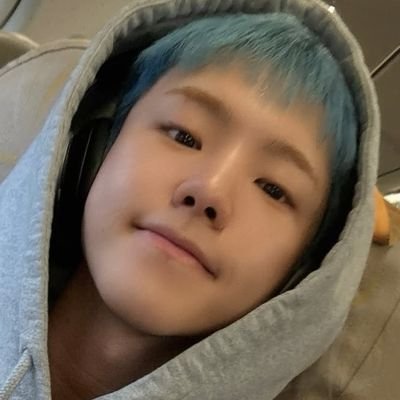 β§ Profile
