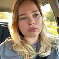 Sophie (@sophylya) 's Twitter Profile