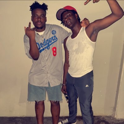 Lndon222's profile picture. 