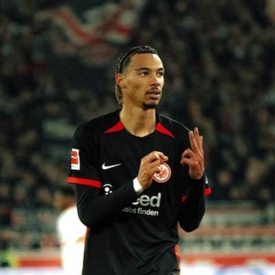 📸 Fan account posting Hugo Ekitike updates, pics & news | 🇫🇷 Forward for @LFC | Not official