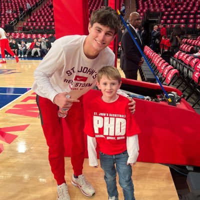 floodisrising's profile picture. 