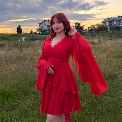 Nevriyenurr1's profile picture. zamansız zaman
https://t.co/uUU8PigeO7