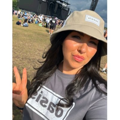 Imagine dating a Tory though. Up the reds ❤️