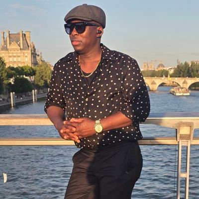 Marc Carlos Profile