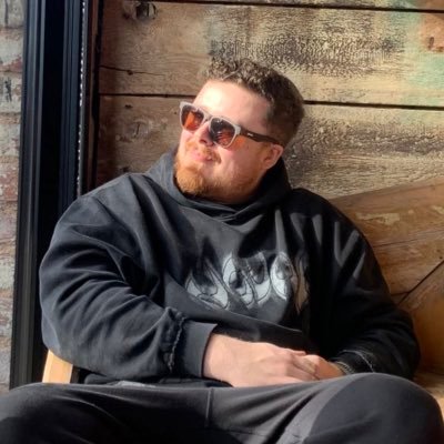 #FC25 Content Creator | 45k+ Subs @Youtube 👇 @Twitch Partner 🎥 https://t.co/E6GvGnqvFB