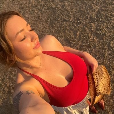 MicheleAsh4861's profile picture. Hey, im down for fun chat me  here on telegram https://t.co/bP6R1Epzyf