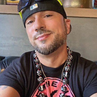 Family man, father, diehard Stanford man, football/Baseball enthusiast for life #FearTheTree🌲☝🏻 49ers fan #fttb Artist & baseball coach. OAKLAND A’s 4 ever