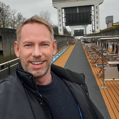 KMokland's profile picture. A brutally honest person ❤️