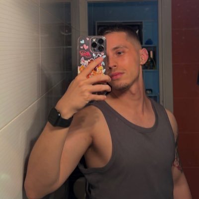 R2 Neurofisio👨⚕️Gaymer 🎮, otaku, cine🎬🍿. Marvel 4ever😎. Los memes como expresión de mi vida 🤪