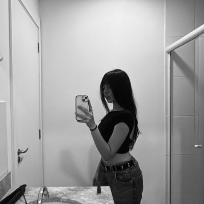 cheia de neurose na xoxota
