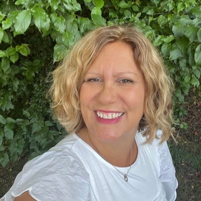 BBC radio West Mids Sun 6-10am. Event host/VO. @ECB cricket host.. PR & Marketing….used to people saying my name wrong.Tweets are PERSONAL views.