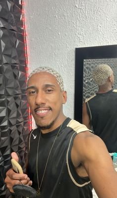 Deus é o caminho, a vida e a salvação. ✨🕊️Papai da Aylla👨👧🩷
(Matheus Gabriel, Giovana, Maitê, Hellena, Henrique.) Dindo ama todos 👈🏾❤️😍