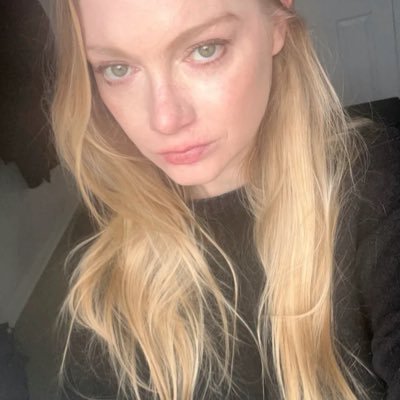 ceramic_swan's profile picture. 