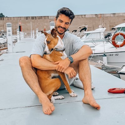Comunico Ergo Existeixo 🗣️ Ara a @lasexta @som3cat Abans @rac1 @telecincoes @8tvcat #Liberal @omnium 🏳️🌈 Sóc el Tito Borja pels meus dos nens preferits