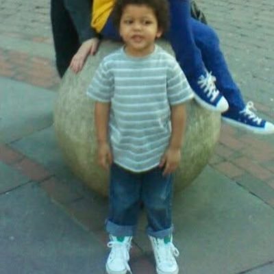 00ryves's profile picture. 