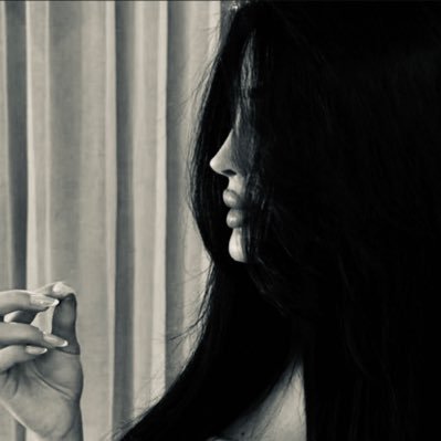 Miismunira's profile picture. أثر الغلا زوّال .