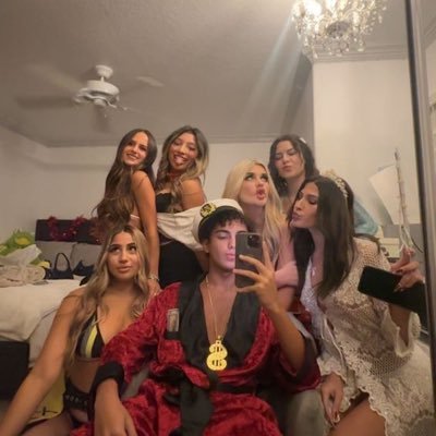 smrtoff's profile picture. Manager