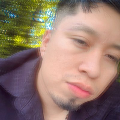 streamer pequeño de Twitch y tiktok y también por acá en X