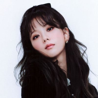 yvanille666's profile picture. ☆     (    星星  )   ...   #  𝒔𝒉𝒊𝒇𝒕𝒘𝒕  &  𝒍𝒐𝒂𝒕𝒘𝒕

               𝒞an you love me for poor? 

        I'm searching for my soul . . .