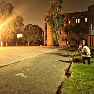 BabarAl39030788's profile picture. Graduated  🎓, Political scientist.